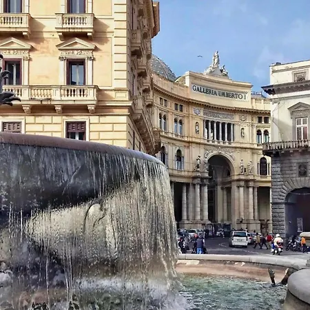 Flower's Bed & Breakfast Napoli